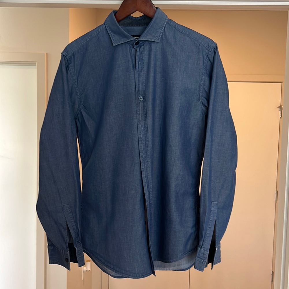 BOSS Men’s Slim Fit Chambray Button Down Shirt Blue Medium